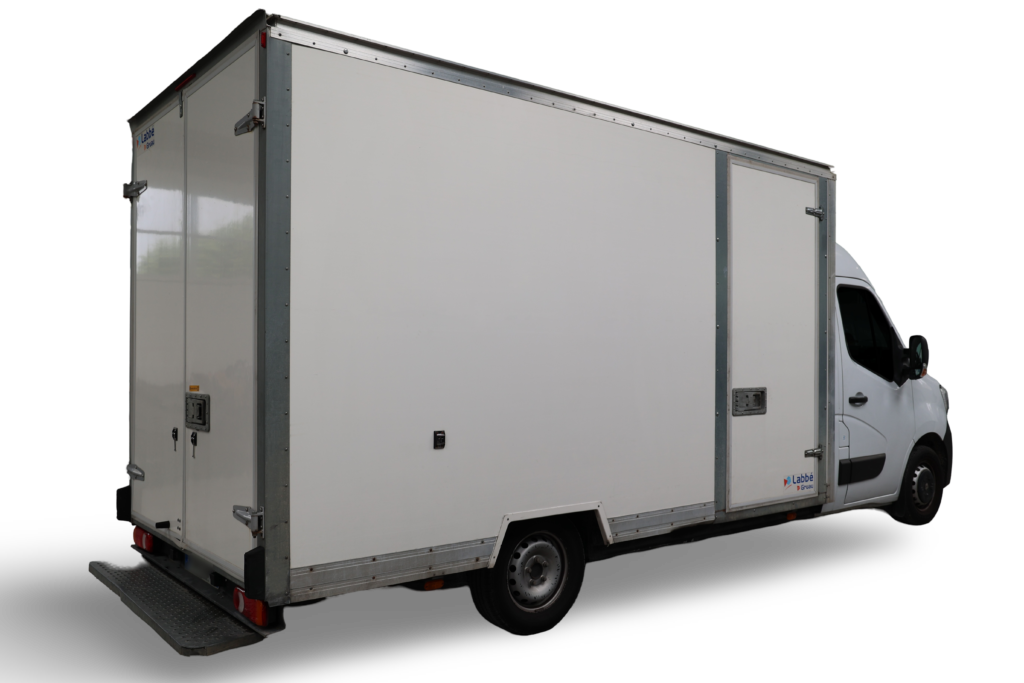 Utilitaire-20m3-chassis bas-location-bbcarparis-2